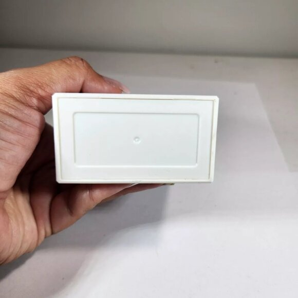 Lattafa Rave Now White by Rave Lattafa 3.4 oz EDP Spray Unisex New in Box - Picture 4 of 7